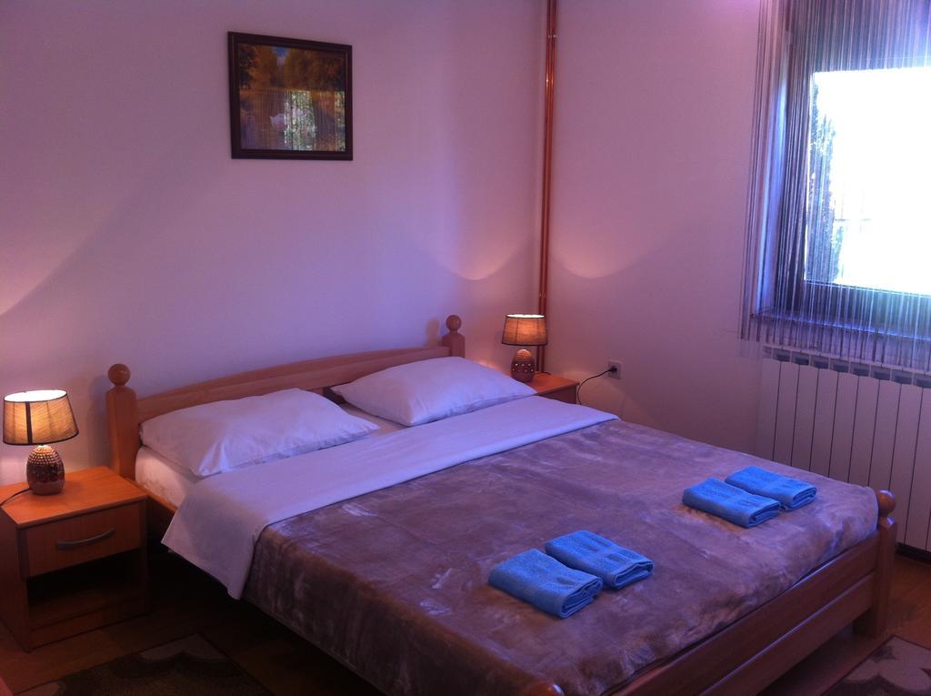 Готель House Pribic Vrelo Korenicko Номер фото